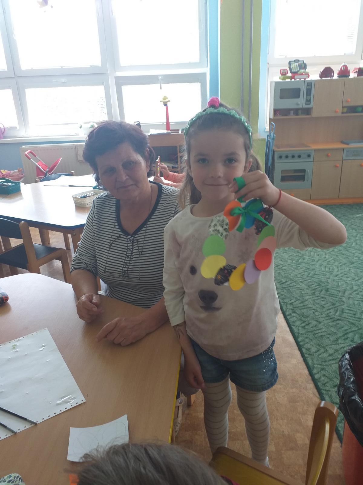Fotogaléria Veľkonočné vajíčko - Tvorivé popoludnie s rodičmi (10) Veľkonočné vajíčko - Tvorivé popoludnie s rodičmi