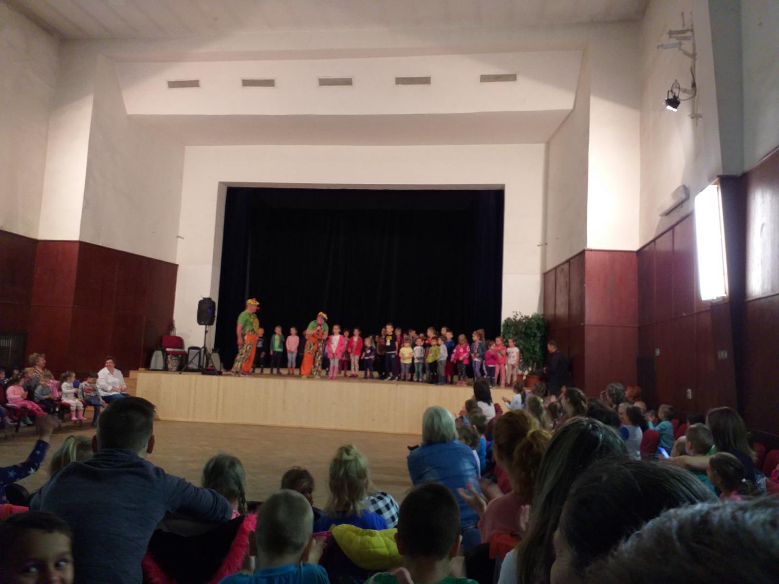 Fotogaléria MDD – deň plný zábavy - Kulturný dom (29) MDD – deň plný zábavy - Kulturný dom